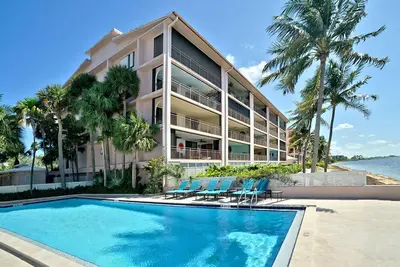 Image de Nouvelle unité Beach Club - Fraîchement décoré
