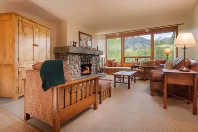 Image de 3bd \/ 2. 5ba Lupine 1923: 3 Br \/ 2. 5 Condominiums Ba à Wilson, Pour 6 Personnes