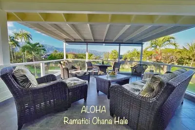 Image de Belle maison de Princeville personnalisée avec des vues spectaculaires, piscine et tennis