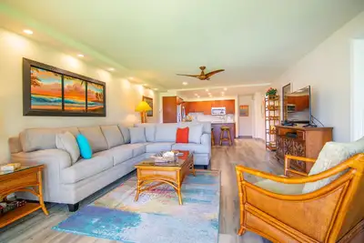 Image de Sensationnel! ! UNITÉ D'Angle - Premium Ocean View situé au cœur de Kaanapali. ENTIÈREMENT REMODELÉ.