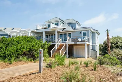 Image de Sea Oats Cottage est un 5 Br \/ 4. 5 Ba South Beach deuxi���me rangée retraite Oceanfront!