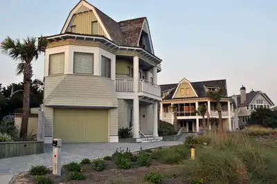 Image de Inescapable View est une magnifique propriét�� 7br \/ 8ba Dune Ridge avec vue sur l'océan!