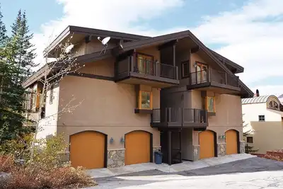 Image de Creek Alpine # 3 - Solitude Resort condo dans le bâtiment isolé près de Village