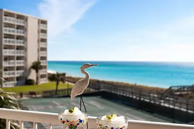 Image de Récemment mis à jour, Condo sur la plage avec une vue imprenable (304)