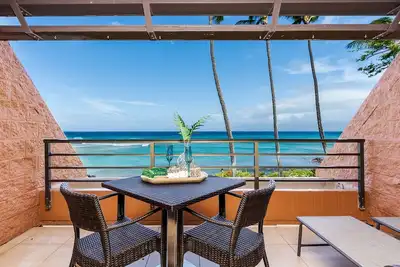 Image de Kuleana 614 Oceanfront Top-Rated, à deux pas de l'eau!