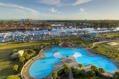 Image de 3br / 3ba Luxueux intercostale Waterway Condo