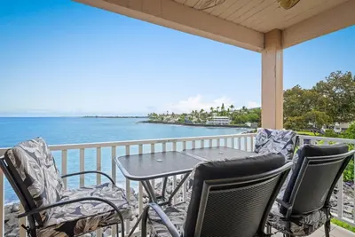 Image de Sea Village 2��me étage unité Oceanfront direct avec de nombreuses mises à niveau