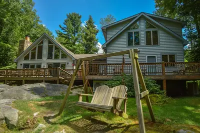 Image de Chalet spacieux avec vue sur le lac Sunset
