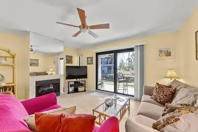 Image de Juste lotissement rénov�� - Excellent emplacement - À quelques pas de la plage!