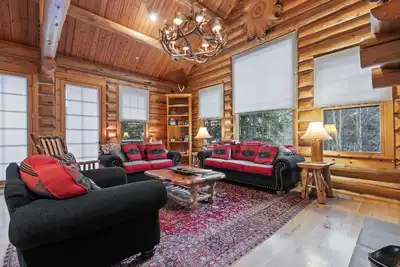 Image de Demeure chez Obsidian | Meilleur rapport qualité / prix à Teton Village! Jacuzzi! Spéciaux d'été!