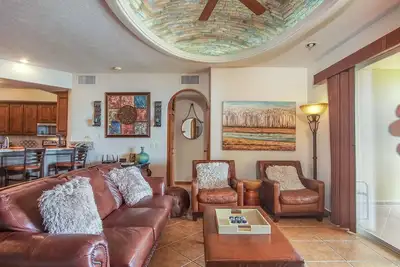 Image de Great Place, Elegant Et Cosy 2bd Condominium, Be 604 Est PRÊT Pour Vous!