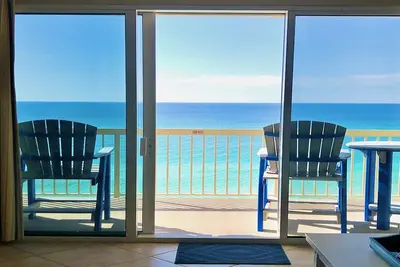 Image de Beach Service '19 Pcb ~ Celadon 604 Beach Resort ~ Au calme, fin ~ Vues impressionnantes