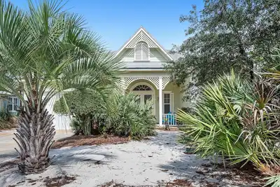 Image de Lil 'Bit of Sunshine ~ Vraiment invitant 3br / 2 1 / 2ba maison de plage!