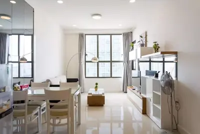 1br apt vue sur le fleuve ★ piscine gratuite sur le toit, central