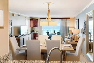 Image de Unité 603 - Islander 603 Coastal Contemporary Beach Condo. . . . Holiday Isle