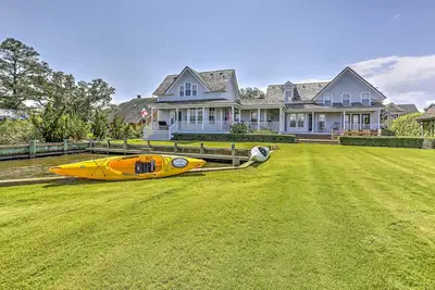 Image de Maison Manteo historique sur Roanoke Sound w / Dock!