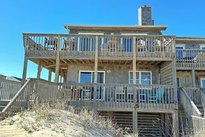 Image de Belle Maison Oceanfront Avec Vue Sur Le Grand Ocean Et Friendly Dog!