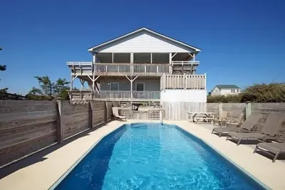 Image de Semi-Oceanfront! 4 Chambres, Grandes Vues, Piscine PRIVÉE, Spa Et Basketball!