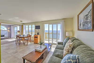 Image de Truro Condo w \/ Deck sur le Cape Cod National Seashore