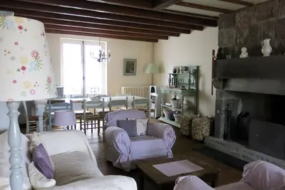 Image de Grande maison de charme au coeur d'une ville médiévale d'Auvergne