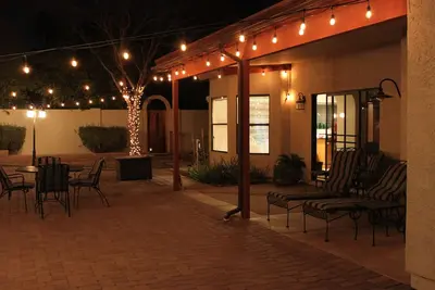 Image de Grande maison de vacances - piscine communautaire & Spa-