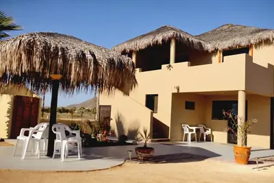 Cerritos Beach Palace Casa Gaia, tranquillité dans une suite de 1 000 m² face à l'océan