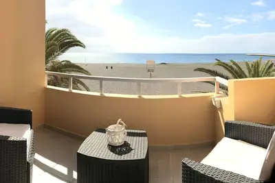 Appartements avec vue sur l'océan. Front de mer Terrasse vue mer. Wifi Parking