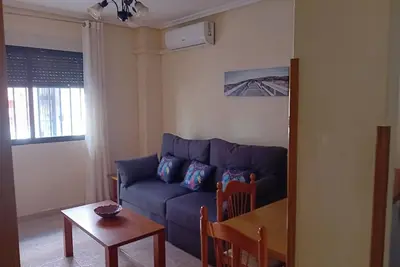 Image de Appartement ensoleillé de deux chambres près de la plage: une expérience vraiment espagnole.