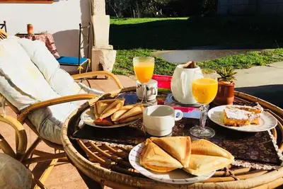 Image de Magnifique cottage en pierre avec lareira (14 personnes)