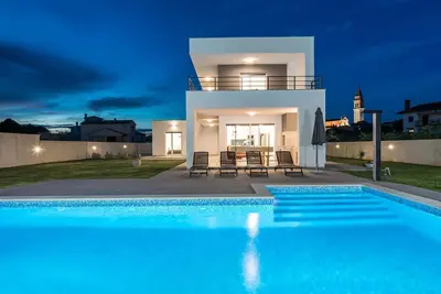 Image de Belle nouvelle Villa Miramar **** Surface totale de 1600m2 avec piscine près de Pula!