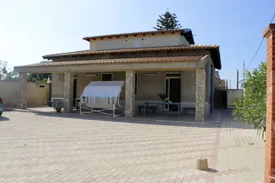 Image de DÉTENTE Dans La Villa Sara À La Plage De Costa Dell'Ambra