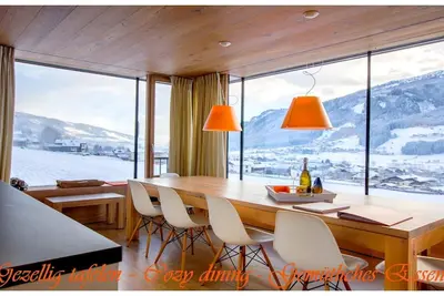 Image de Beau chalet familial 5à 12pers, ski & ski out, sauna privé, cheminée