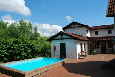 Image de Appartement Ă Dargun avec Piscine et Terrasse
