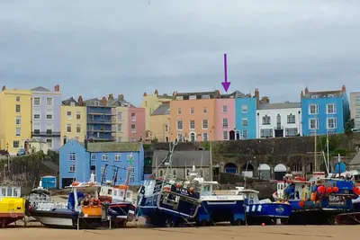 Image de Appartement Tenby Harbourside entièrement modernisé. Parfait pour la plage et la ville