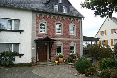 Image de Haus Buchholz grande maison pour 12 personnes avec véranda et 5 chambres