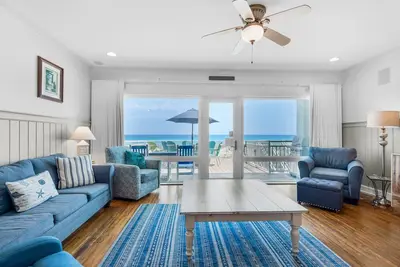Image de Belle Gulf-front 4 chambres / 3 salles de bain. 14 couchages! Laveuse / sécheuse WiFi gratuit