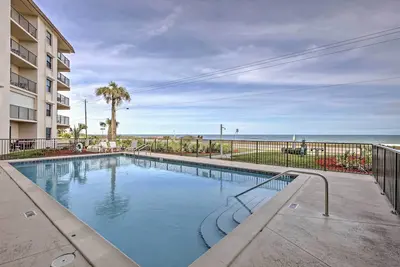 Image de Oceanfront Condo Ormond Beach w / balcon et piscine!