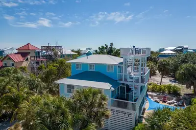 Image de Une Vue Luxueuse Sur La Plage, 3 Chambres, Situe Au Nord De Captiva, Avec Piscine PRIVÉE Et Bar!