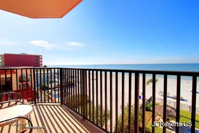 Image de Emerald Isle 301 directement Gulf Front - un excellent rapport qualité-prix!