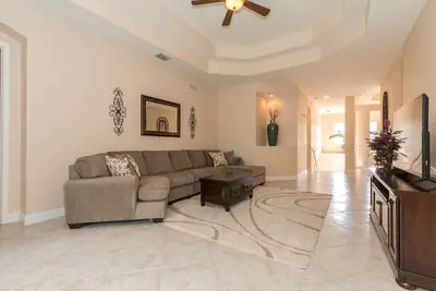 Image de Belle retraite de Bonita Springs, communauté fermée, équipements impressionnants nouvellement meublés, Wifi gratuit!
