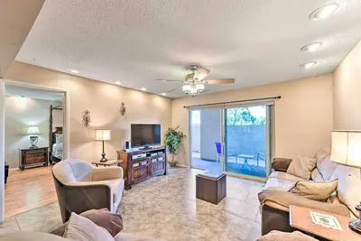 Image de Mesa Condo w \/ Pool - À quelques pas de Sloan Park et Asu!