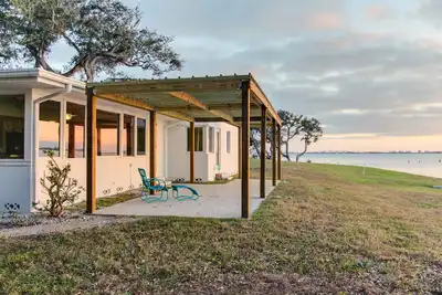 Image de Ocean-Dog-Accueil maison w \/ coucher de soleil sur la baie de Sarasota - snowbirds bienvenus