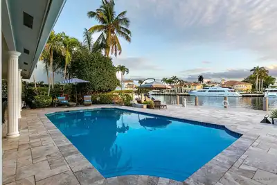 Image de Bord de l'eau Fort Lauderdale House w / Dock & Pool!