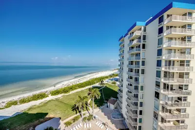 Image de Estero Beach & Tennis Club # 906b