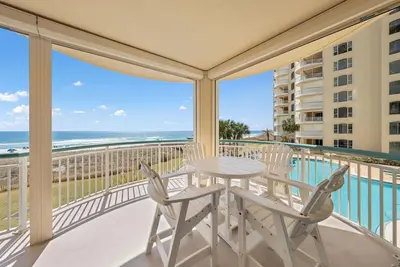 Image de Spectacular Beach Colony Condo sur le Golfe, Réservez vos vacances de rêve maintenant!