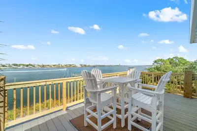 Image de Molokai Villas Riverside 7a - Villa privée avec accès privé à la plage!