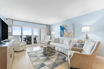Image de Sandy Key 335-Vues sur la plage depuis la terrasse avec un intérieur luxueux!