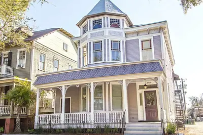 Image de Belle 5br, directement en face du parc Forsyth