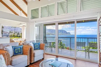 Image de En bord de mer spectaculaire et Bali Hai vues depuis les falaises au-dessus Hideaways Plage