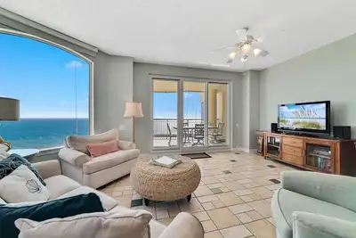 Image de Beach Colony Tower 12b- Unité de plage avec grande terrasse et vue imprenable!